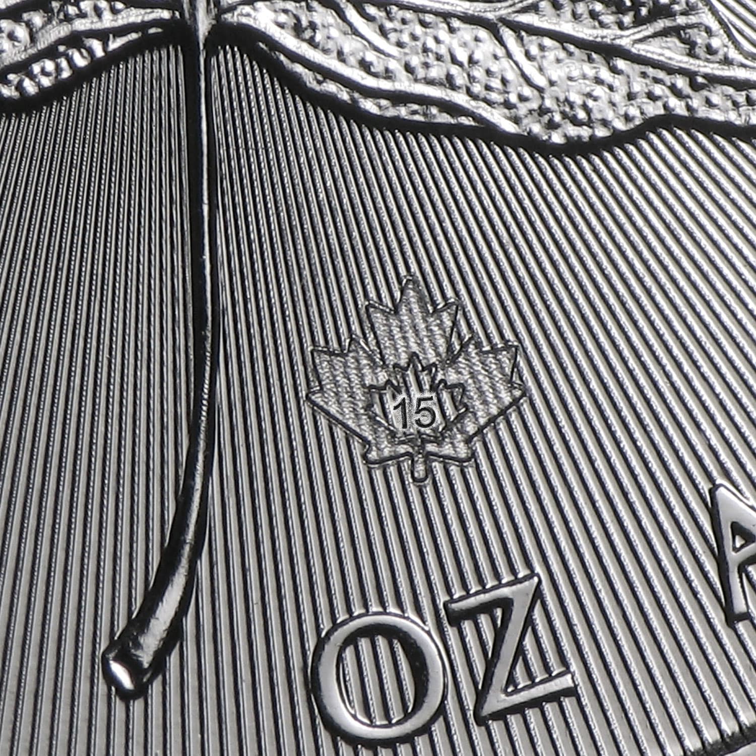 https://www.images-apmex.com/images/products/2015-canada-1-oz-silver-maple-leaf-bu_84923_Rev.jpg