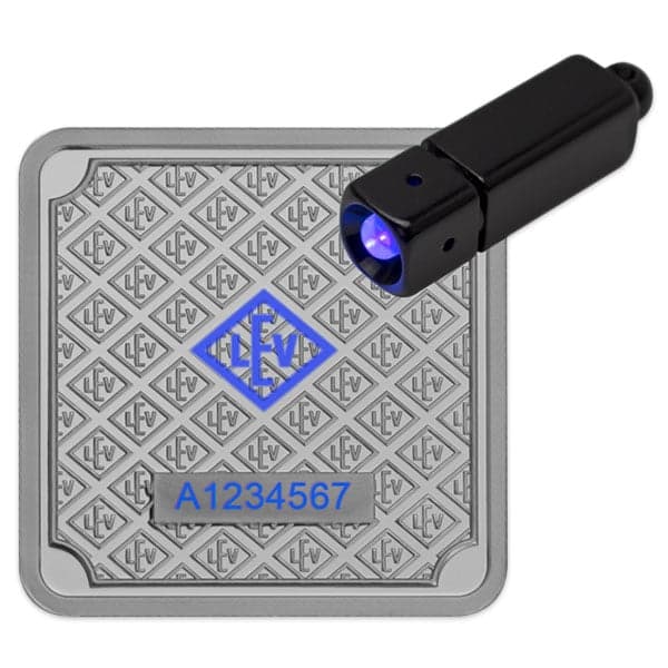 https://www.moneymetals.com/images/products/10gram-geiger-silver-bar-security.jpg