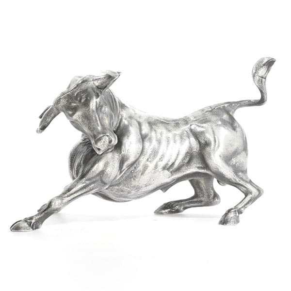 https://www.moneymetals.com/images/products/8oz-sterling-silver-statue-troy-bull-front.jpg