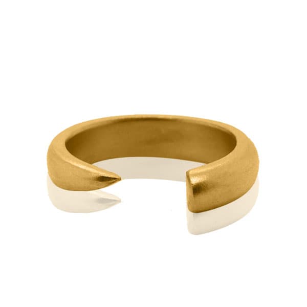 https://www.moneymetals.com/images/products/9gram-gold-ring-horn-medium-reverse.jpg